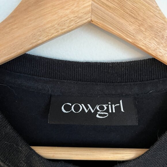 Cowgirl Blue Co. T-shirt - Picture 2 of 2
